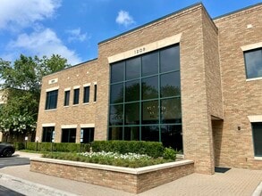 1213 Culbreth Dr, Wilmington, NC à louer Photo intérieure– Image 2 sur 9