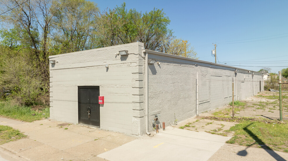 6944 W Fort St, Detroit, MI à louer - Photo de l’immeuble – Image 2 sur 12