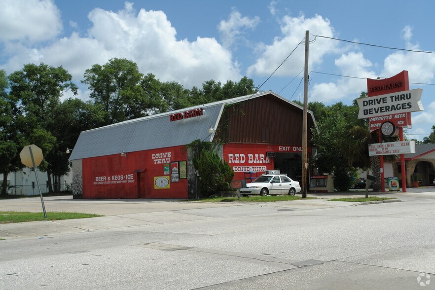 805 W New York Ave, Deland, FL à vendre - Photo principale – Image 1 sur 2