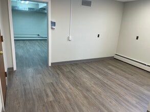 29 Trinity St, Newton, NJ à louer Photo intérieure– Image 1 sur 9