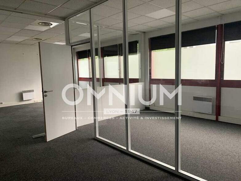 Bureau dans Villeurbanne à louer - Photo intérieure – Image 3 sur 6