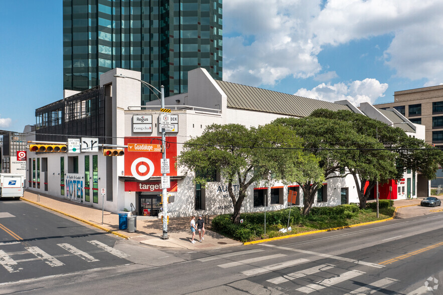 2021 Guadalupe St, Austin, TX à louer - Photo de l’immeuble – Image 1 sur 7