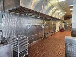 4451-4457 Slauson Ave, Maywood, CA à louer Photo intérieure– Image 2 sur 7