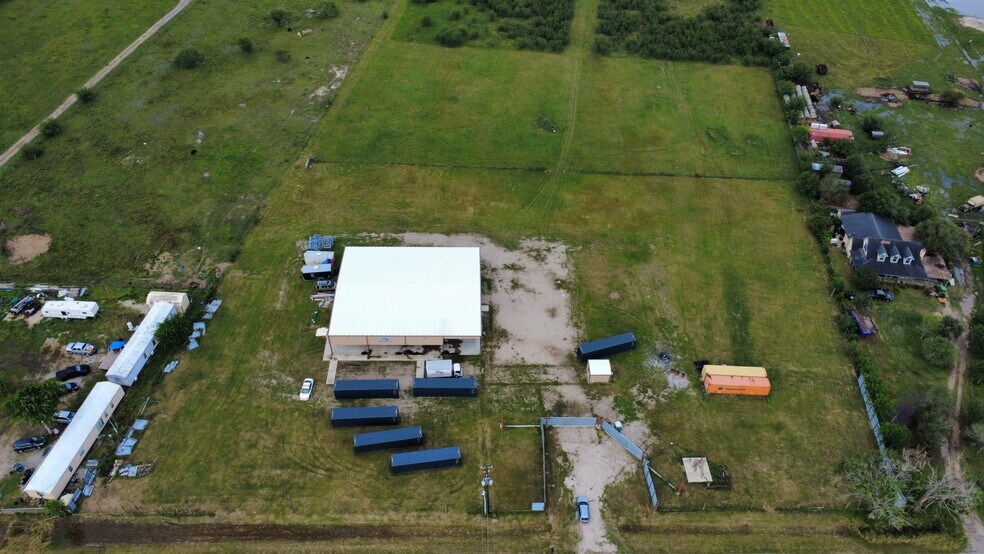 36847 Richard Frey Rd, Hempstead, TX à vendre - Photo de l’immeuble – Image 3 sur 16