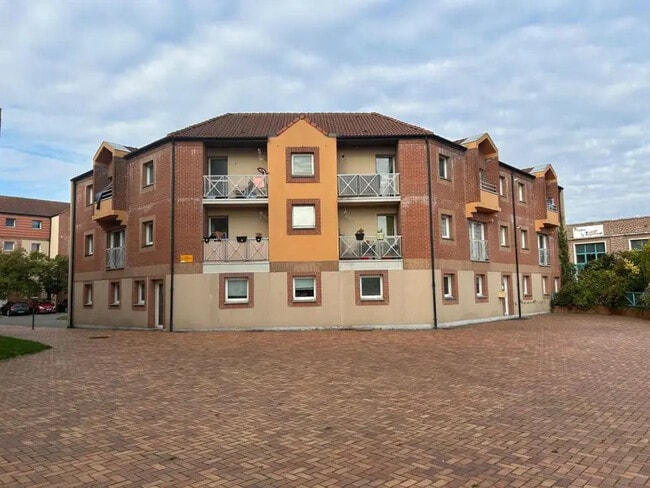 Plus de détails pour 2 Place Bérégovoy, Lille - Bureau à vendre