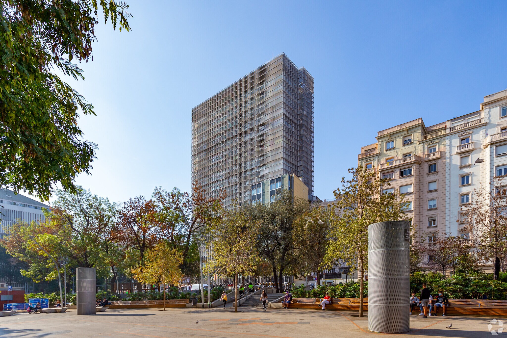 Plaça Gal.La Placídia, 1-7, Barcelone, Barcelona à louer Photo principale– Image 1 sur 8