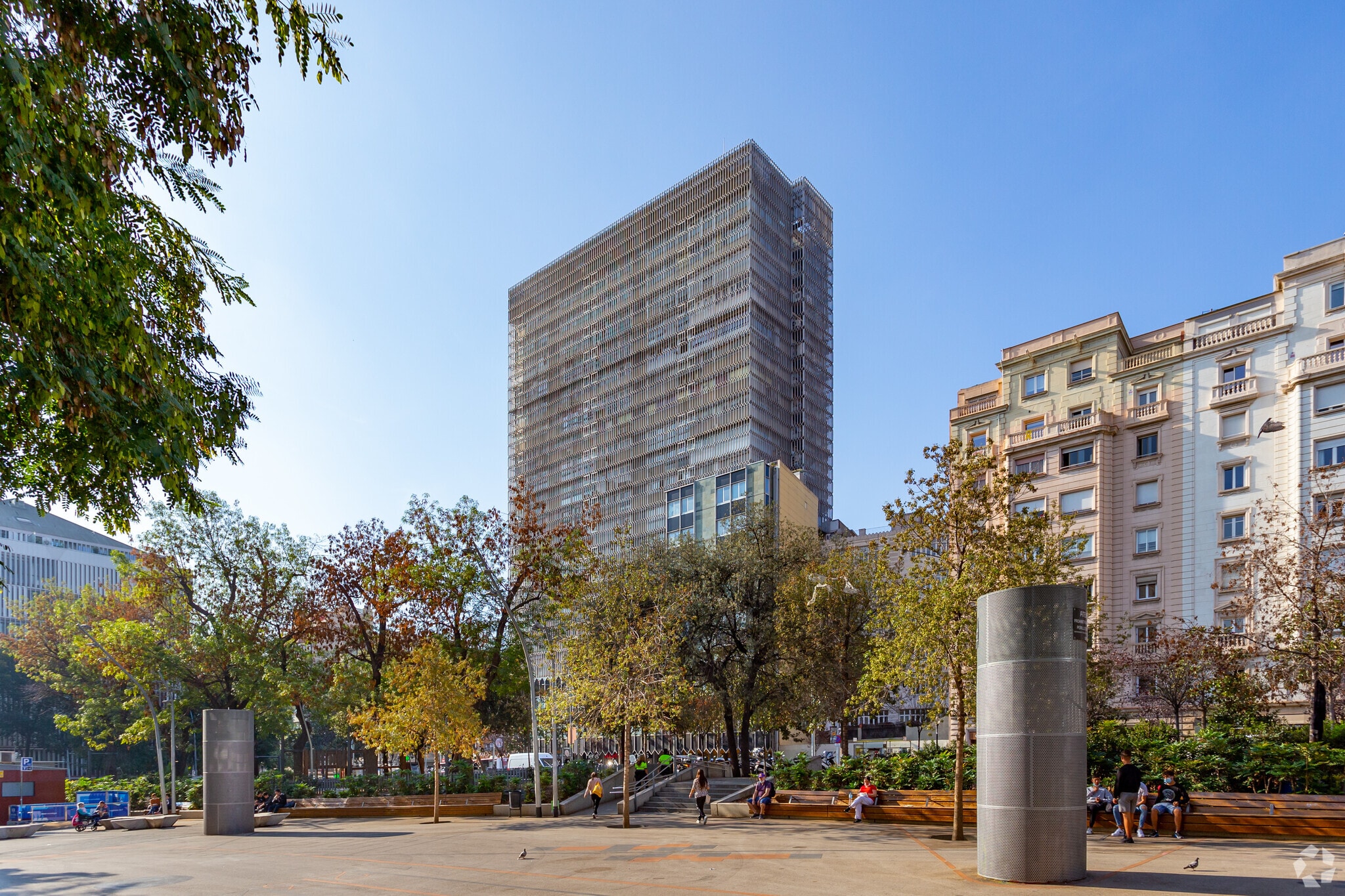 Plaça Gal.La Placídia, 1-7, Barcelone, Barcelona à louer Photo principale– Image 1 sur 8
