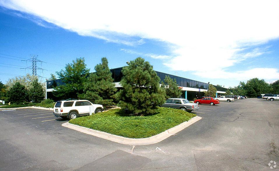 9520 E Jewell Ave, Denver, CO à louer - Photo de l’immeuble – Image 2 sur 11