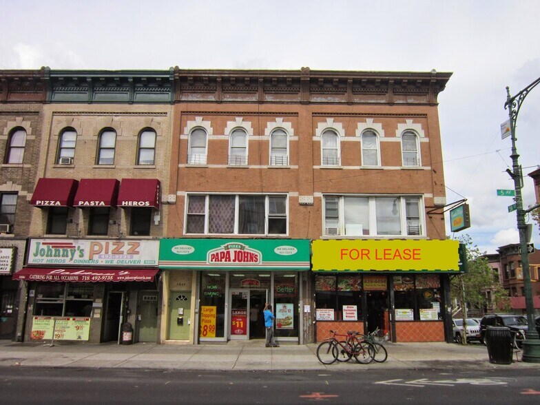 5802-5804 5th Ave, Brooklyn, NY à louer - Photo principale – Image 1 sur 2