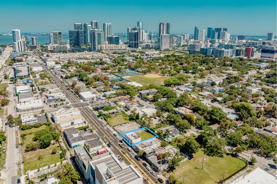 254 NW 36th St, Miami, FL à louer - Photo de l’immeuble – Image 3 sur 6