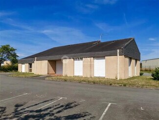 Plus de détails pour Local d'activités à louer