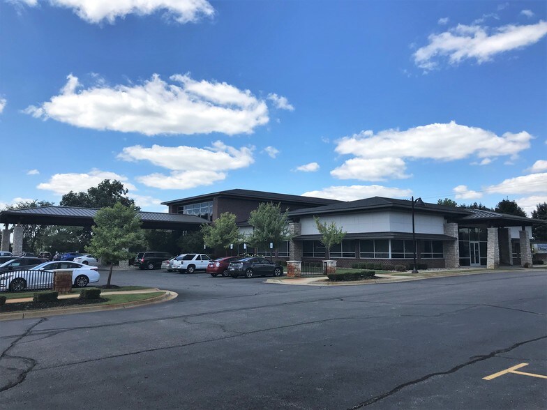 10020 E Professional Center Dr, Hamburg Township, MI à louer - Autre – Image 3 sur 5