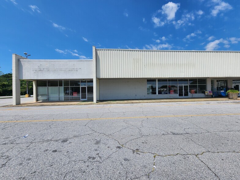 1301-1349 W Floyd Baker Blvd, Gaffney, SC à louer - Photo de l’immeuble – Image 2 sur 34