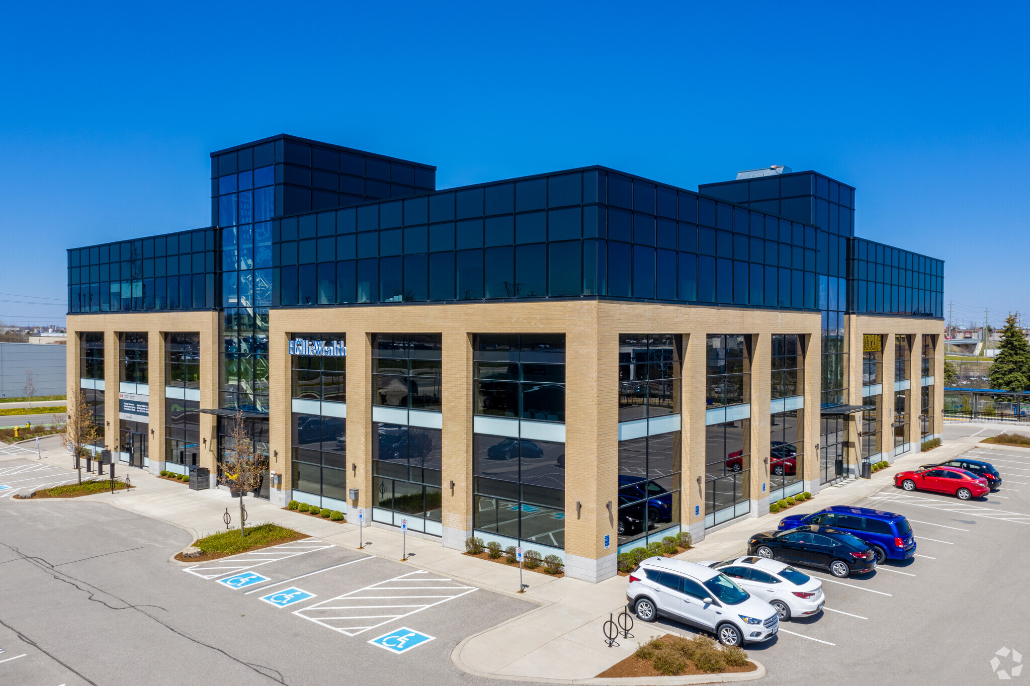 139 Northfield Dr W, Waterloo, ON à louer Photo principale– Image 1 sur 7