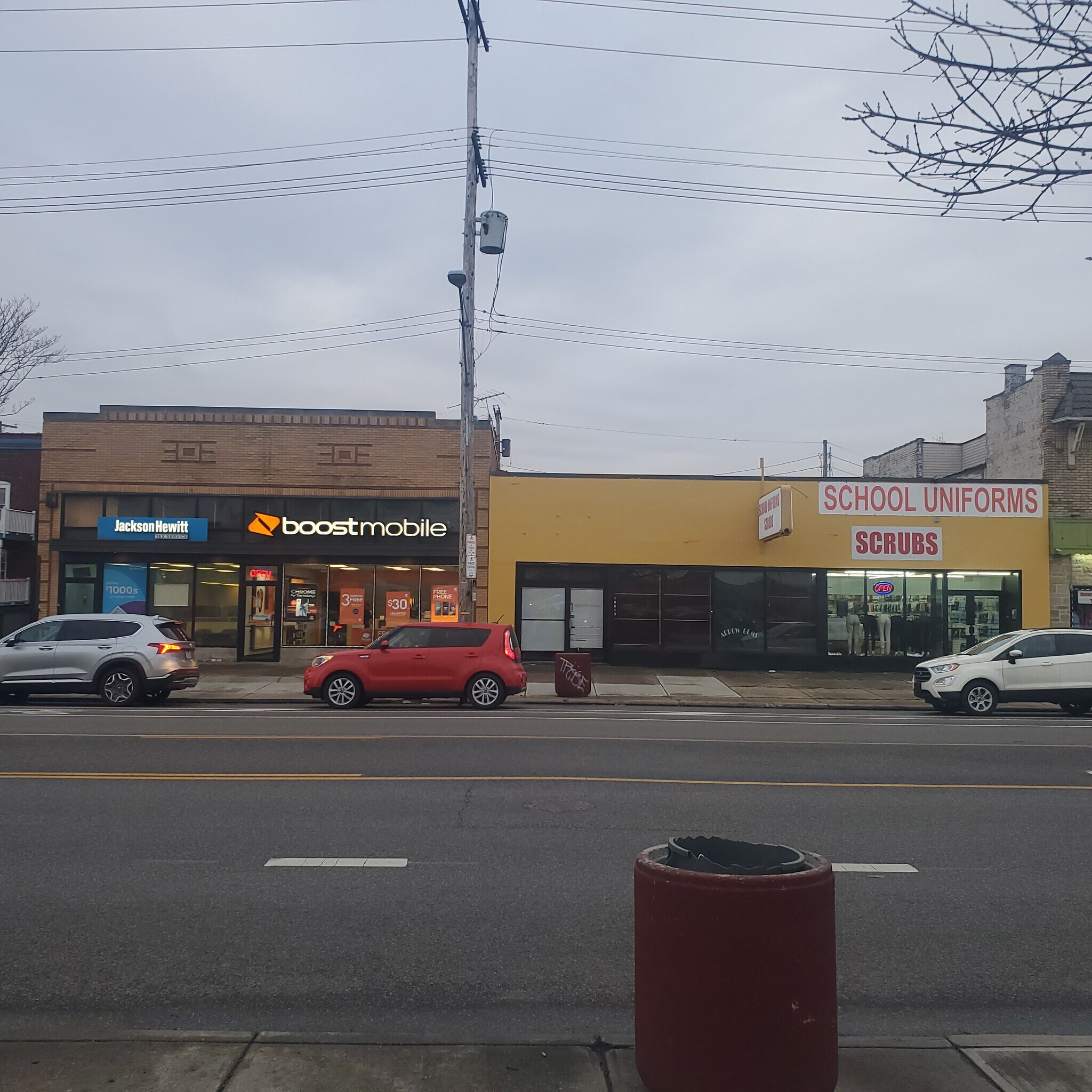 10609 10613 Lorain & 10612 Joan Ave portefeuille de 3 biens à vendre sur LoopNet.fr Photo principale– Image 1 sur 23