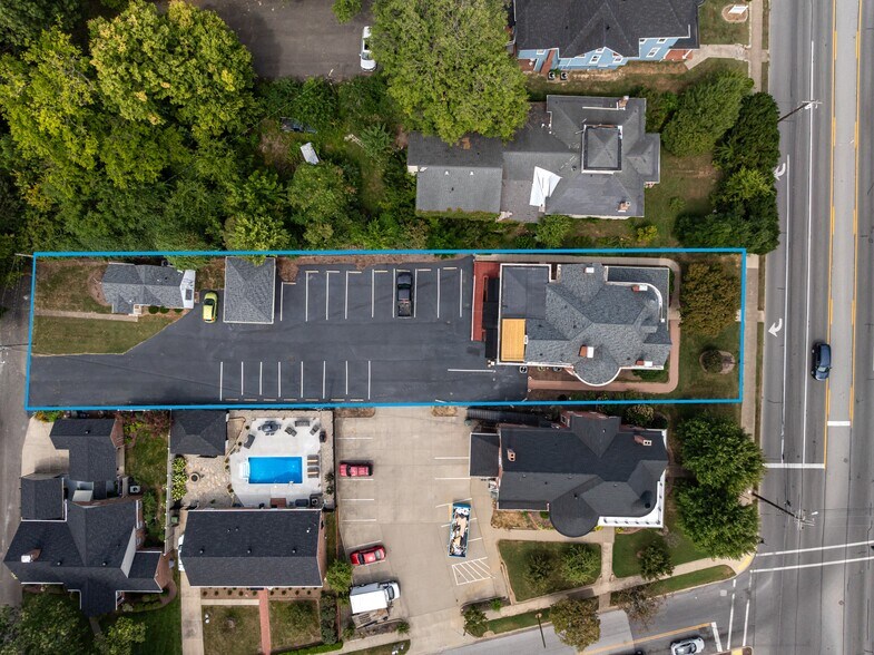 1542 Frederica St, Owensboro, KY à vendre - Photo de l’immeuble – Image 1 sur 59