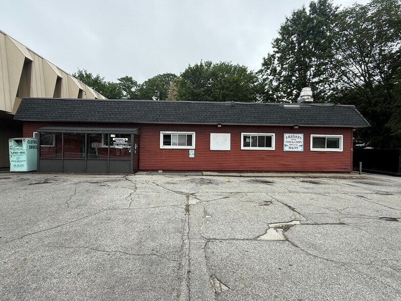 643 Chandler St, Worcester, MA à louer - Photo de l’immeuble – Image 1 sur 30