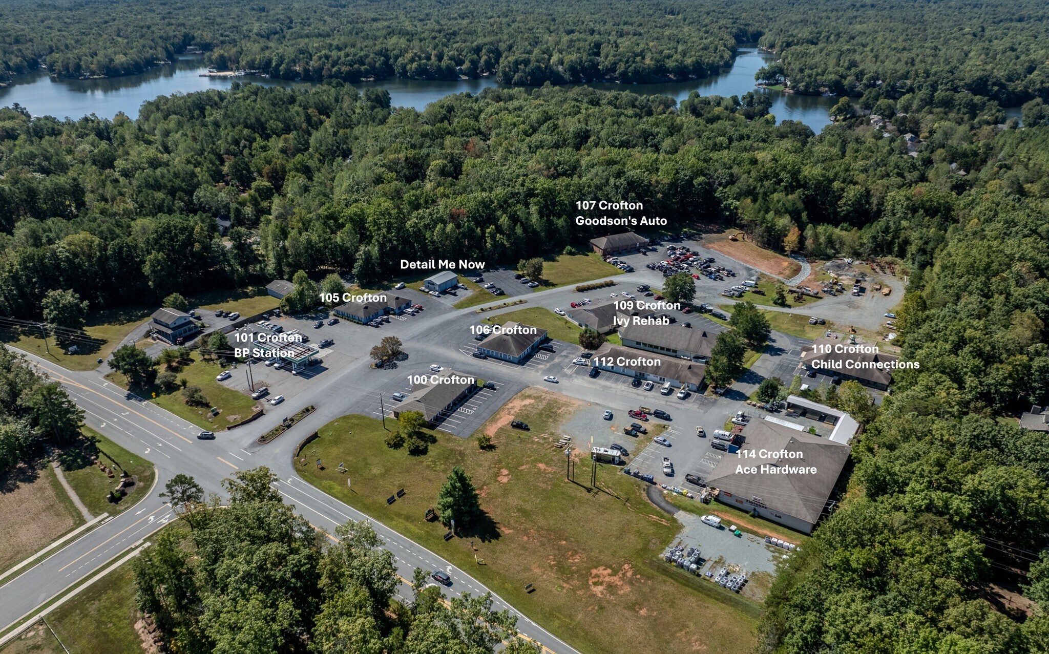 The Crofton Plaza portefeuille de 9 biens à vendre sur LoopNet.fr Aérien– Image 1 sur 36