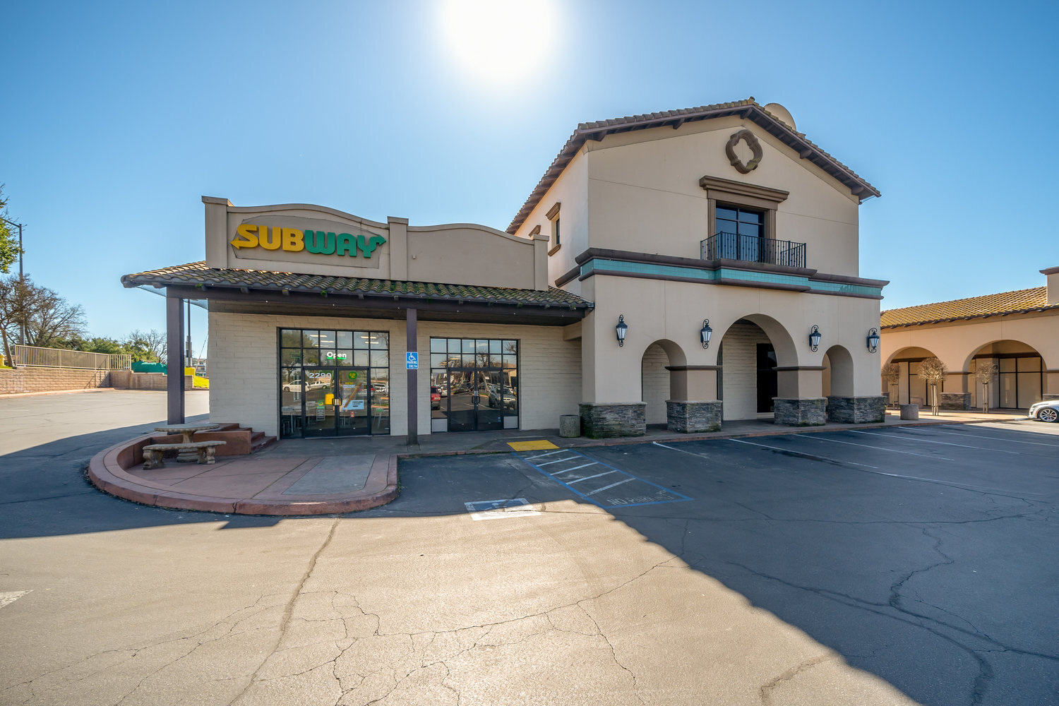 2040-2240 El Camino Real, Atascadero, CA à louer Photo de l’immeuble– Image 1 sur 15