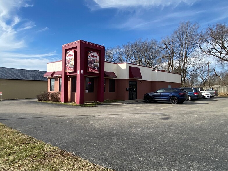 1015 Winchester Rd, Lexington, KY à vendre - Photo de l’immeuble – Image 1 sur 6