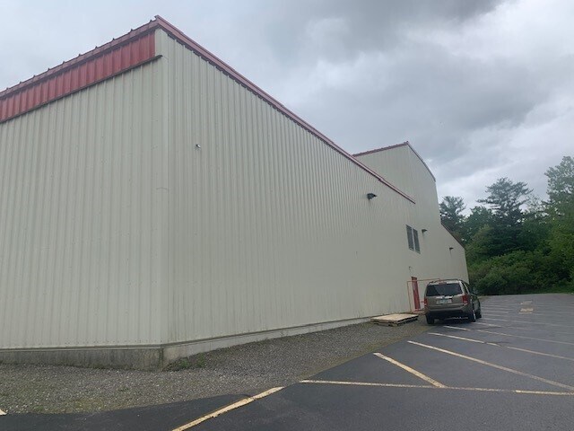7 A St, Derry, NH à vendre - Photo de l’immeuble – Image 2 sur 5