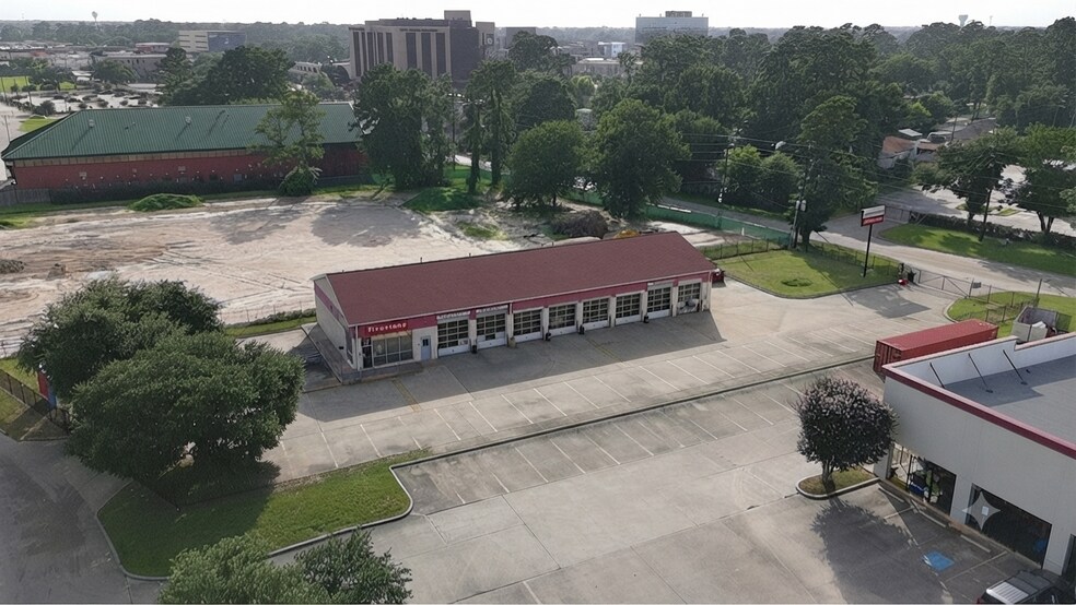 625 Timberdale Ln, Houston, TX à vendre - Photo de l’immeuble – Image 1 sur 8
