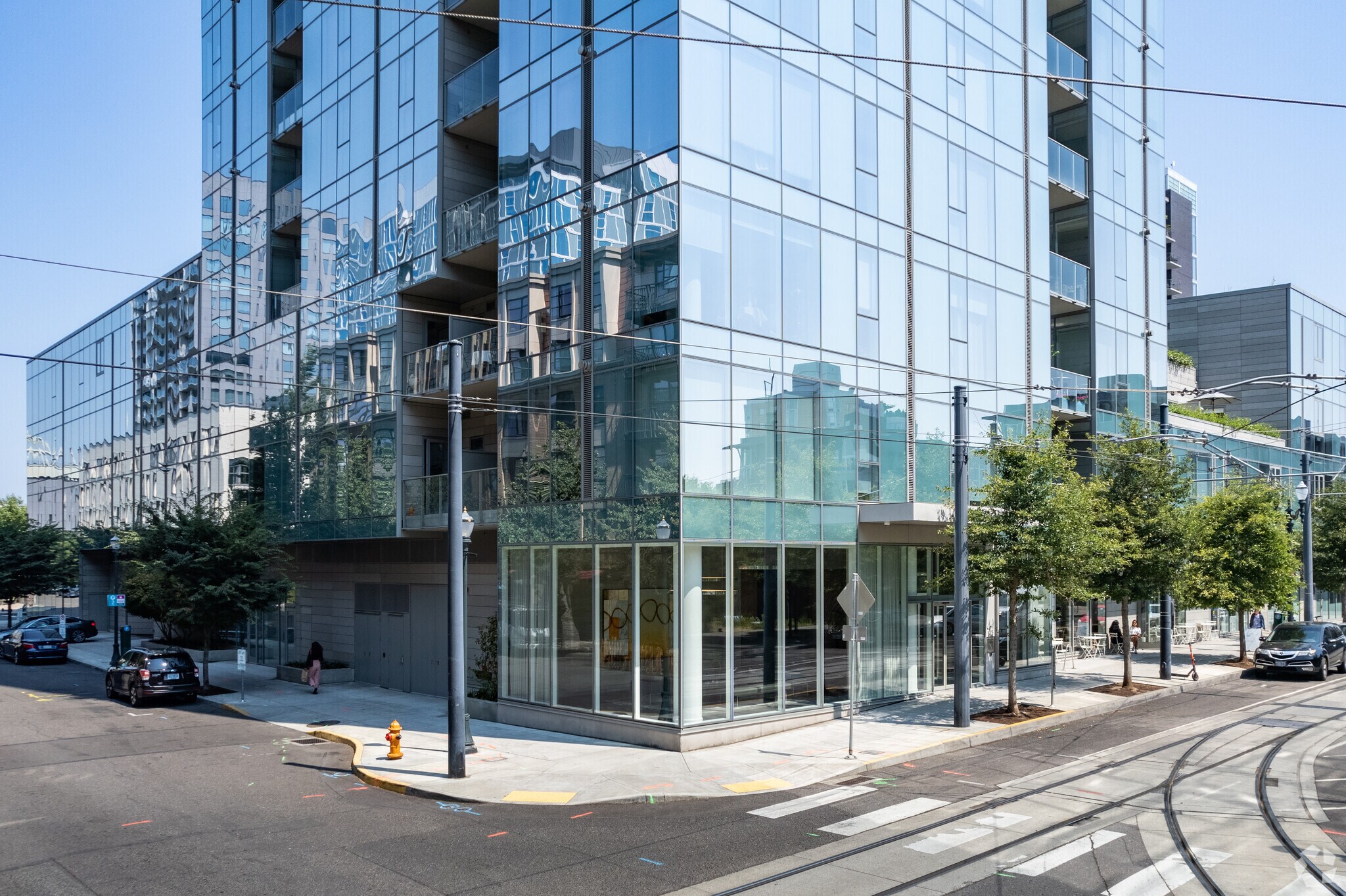 1062 NW Overton St, Portland, OR à louer Photo de l’immeuble– Image 1 sur 7