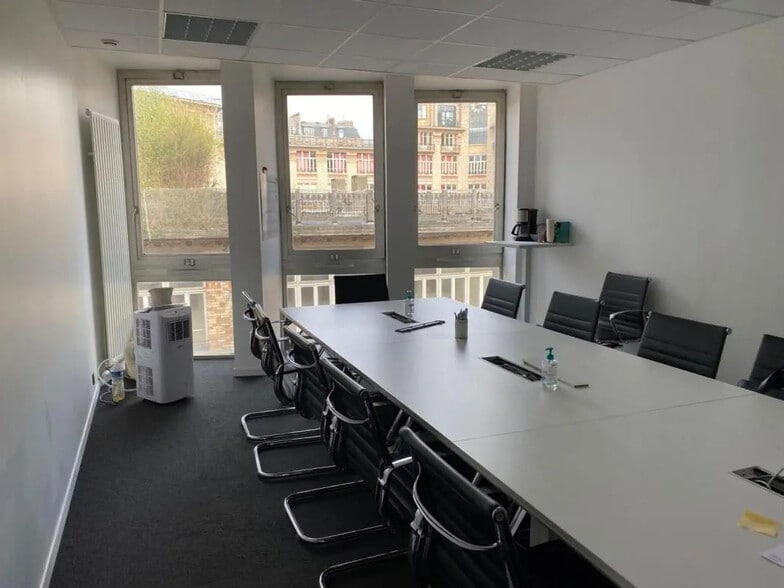 63 Rue De Douai, Paris à vendre - Photo de l’immeuble – Image 3 sur 13