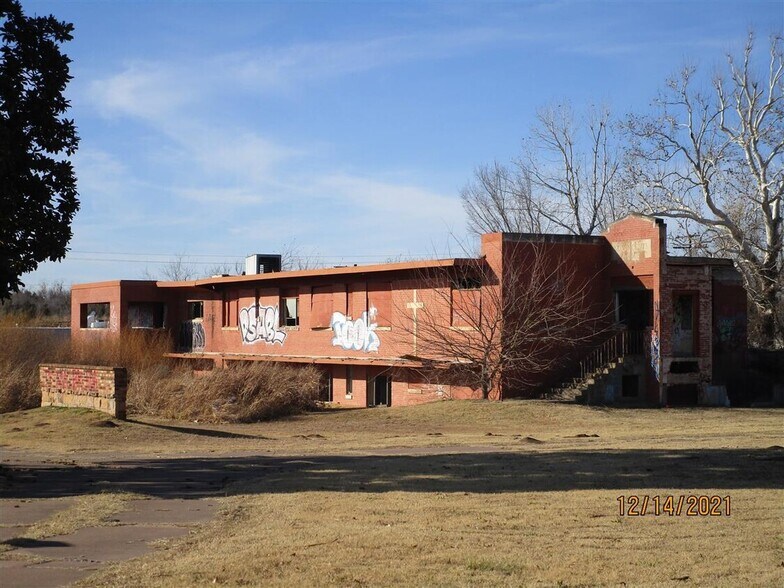 3501 NE 23rd St, Oklahoma City, OK à vendre - Photo de l’immeuble – Image 2 sur 2