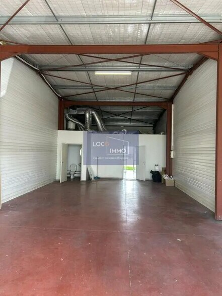 Local d’activités dans Canéjan à louer - Photo intérieure – Image 2 sur 7