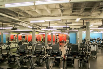 1 Bergen Town Ctr, Paramus, NJ à louer Photo intérieure– Image 2 sur 13