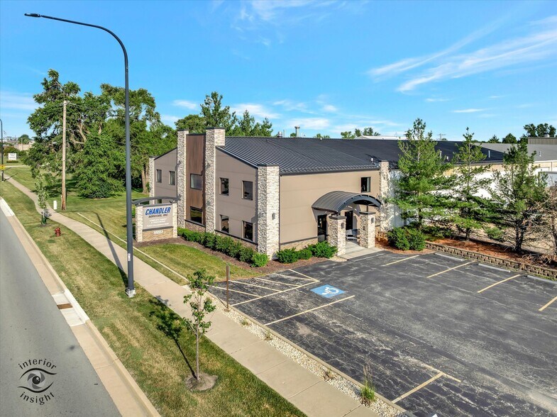 10203 191st St, Mokena, IL à vendre - Photo de l’immeuble – Image 2 sur 26