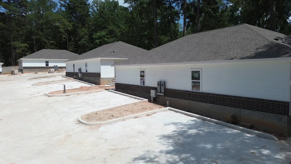 103 Summer Pl, Huntsville, TX à vendre - Vidéo sur l’annonce professionnelle – Image 2 sur 18