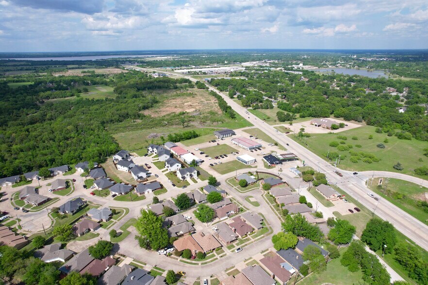 440 S Hillcrest Dr, Sulphur Springs, TX à vendre - Photo de l’immeuble – Image 2 sur 22