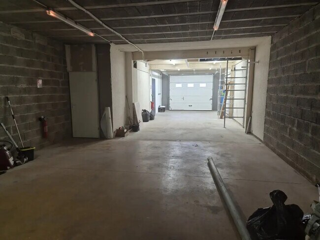 Plus de détails pour Industriel/Logistique à vendre