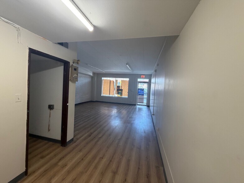 4425 S Archer Ave, Chicago, IL à louer - Photo de l’immeuble – Image 2 sur 5