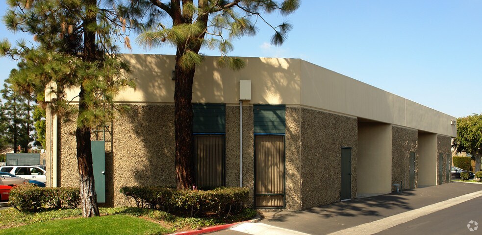 12772 Valley View St, Garden Grove, CA à vendre - Photo de l’immeuble – Image 3 sur 4