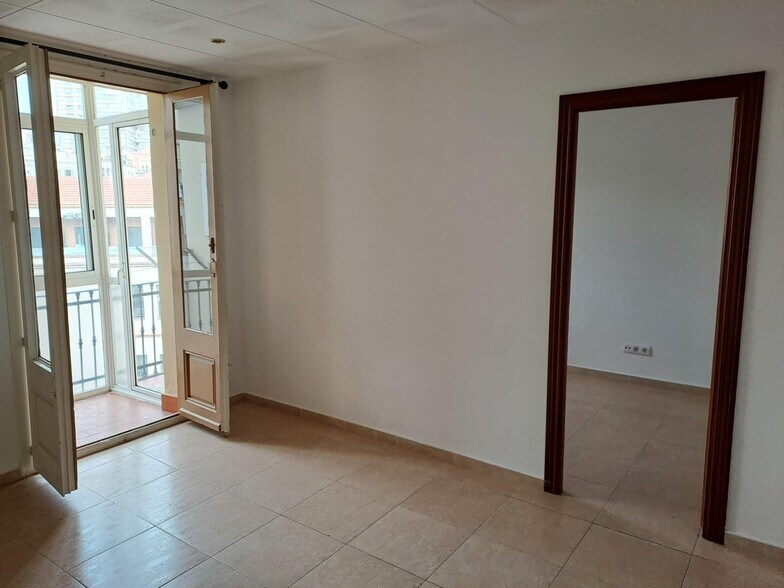 Immeuble residentiel dans Barcelone, Barcelona à vendre - Photo intérieure – Image 2 sur 7