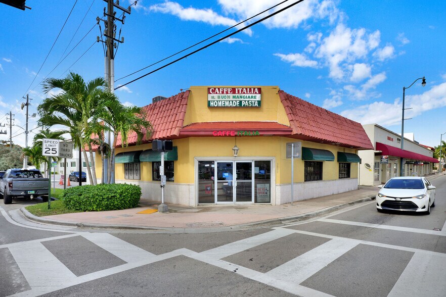 3800 SW 8th St, Coral Gables, FL à vendre - Photo de l’immeuble – Image 1 sur 60