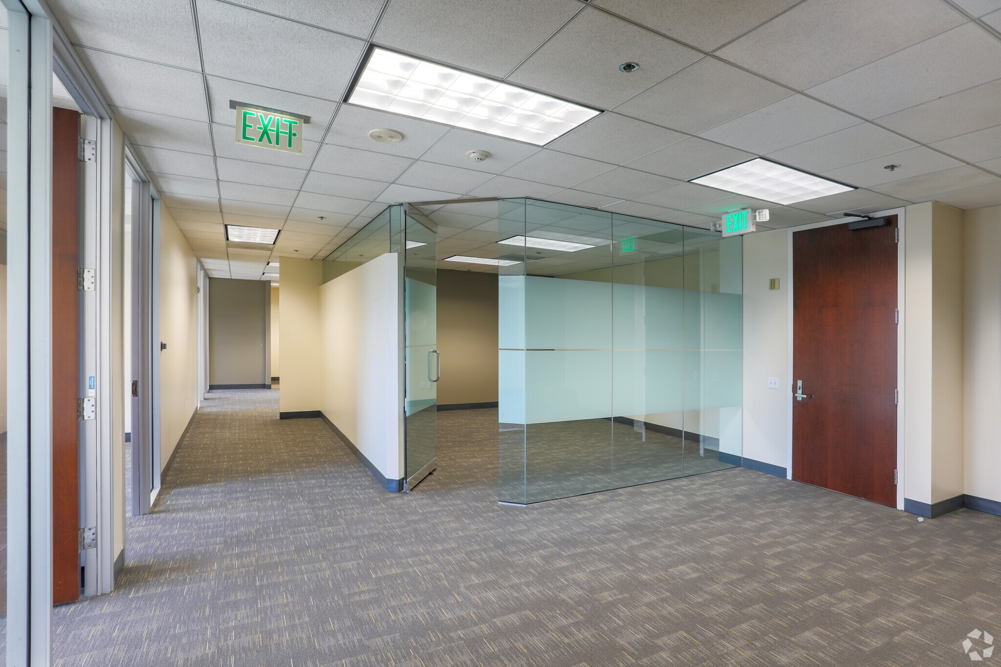 160 W Santa Clara St, San Jose, CA à louer Photo intérieure– Image 1 sur 4