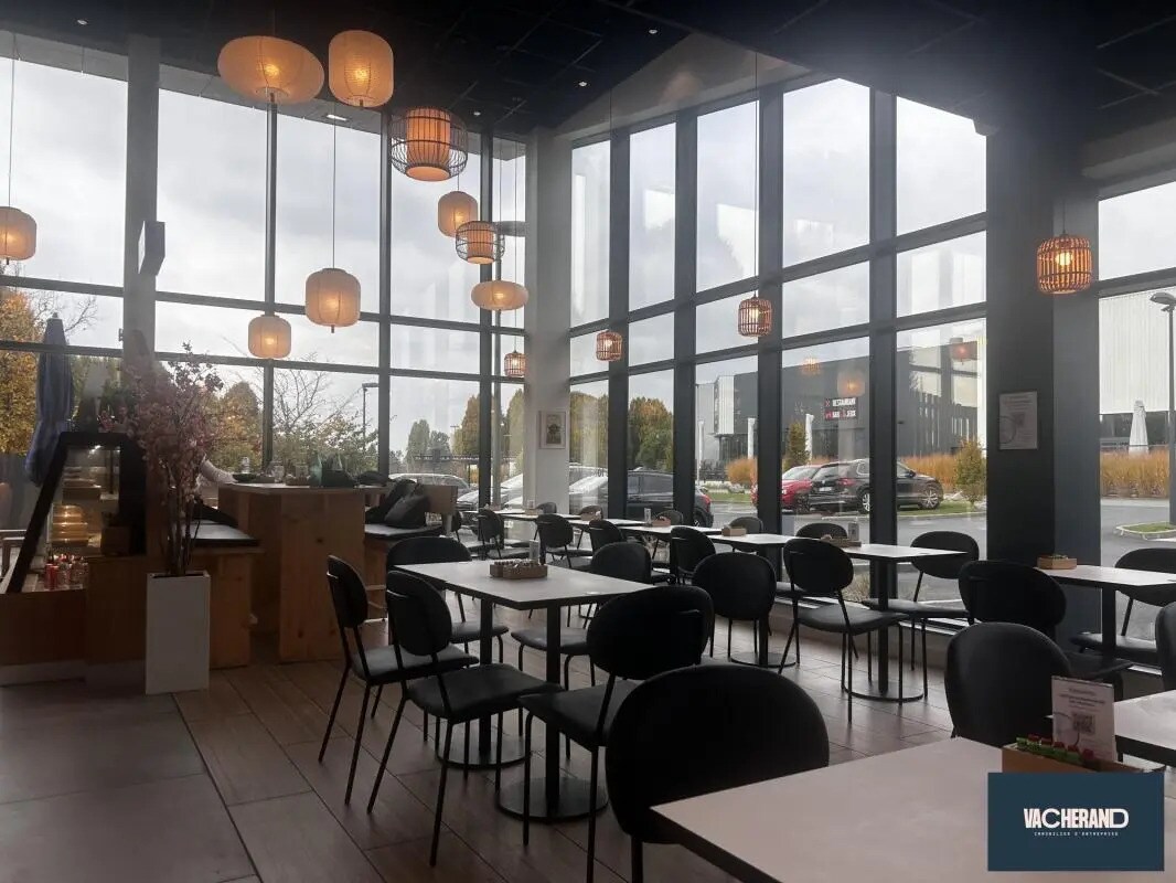 Local commercial dans Lesquin à louer Photo de l’immeuble– Image 1 sur 5