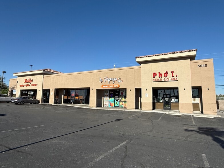5230 Boulder Hwy, Las Vegas, NV à louer - Photo de l’immeuble – Image 3 sur 13