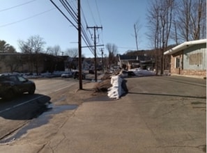 494 Main Street st, Sturbridge, MA à louer Photo de l’immeuble– Image 2 sur 2