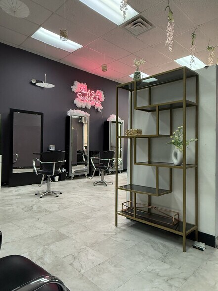 9670 W Tropicana Ave, Las Vegas, NV à louer - Photo intérieure – Image 2 sur 9