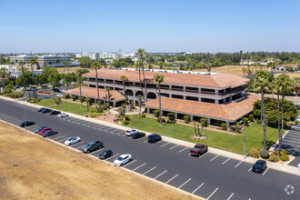 575 E Locust Ave, Fresno, CA - VUE AÉRIENNE  vue de carte