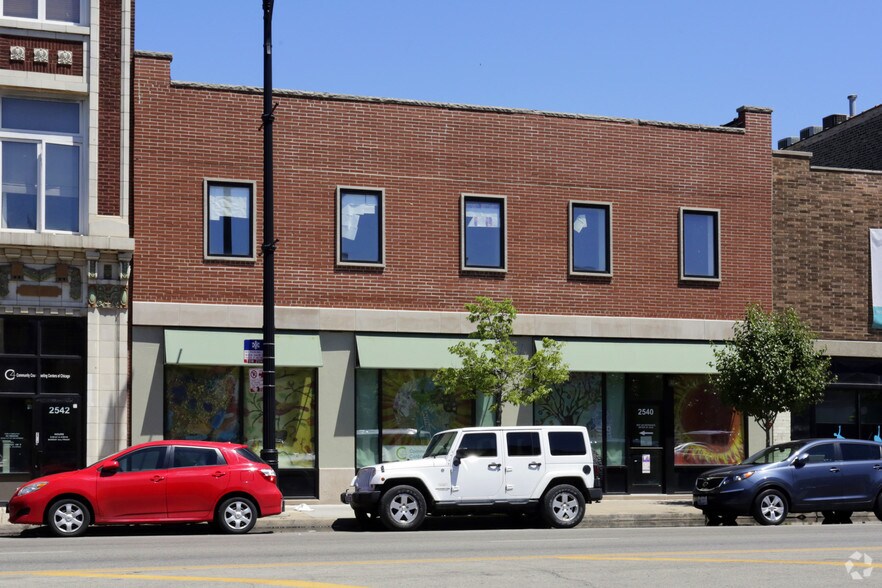 2540 W North Ave, Chicago, IL à vendre - Photo de l’immeuble – Image 3 sur 7
