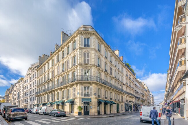 Plus de détails pour 25 Rue Balzac, Paris - Bureau à louer