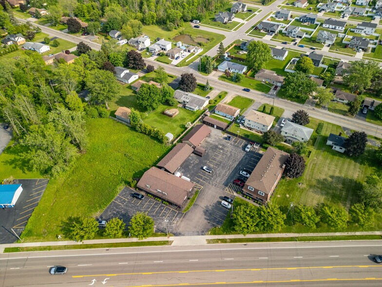 4945 Southwestern Blvd, Hamburg, NY à vendre - Photo de l’immeuble – Image 2 sur 40