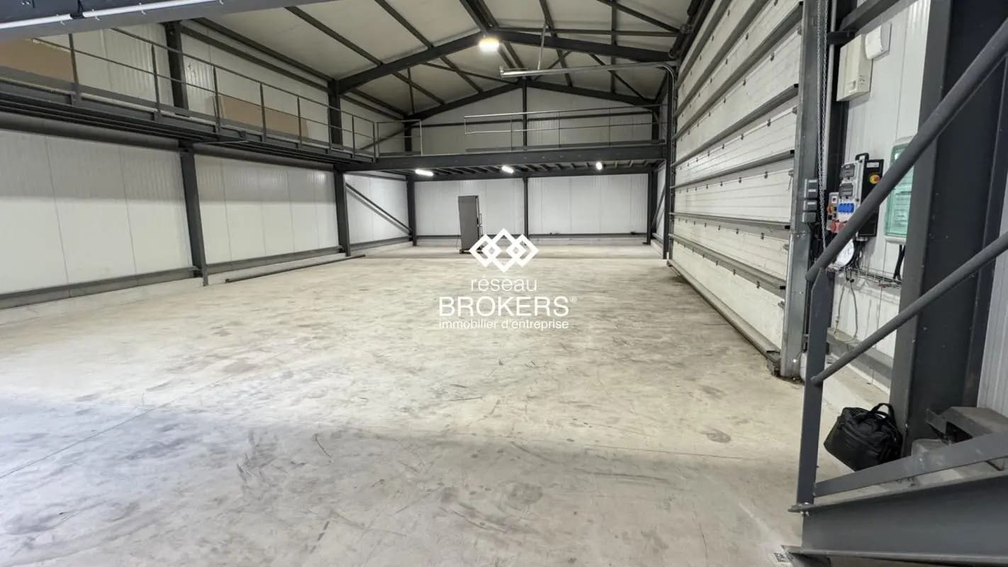 Industriel/Logistique dans Châteaurenard à vendre Photo intérieure– Image 1 sur 5