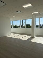 500 N Dixie Hwy, Hallandale Beach, FL à louer Photo intérieure– Image 1 sur 4